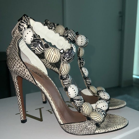 Alaia Bombe Snakeskin T-Strap Sandals Size 37.5 - Picture 5 of 6
